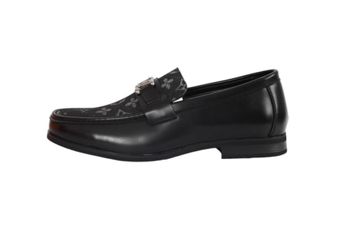 حذاء لويس فيتون Louis Vuitton Loafer أسود بنقشة مو...