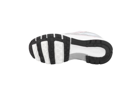 حذاء نايك P_6000