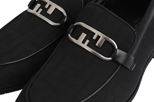 حذاء لوفر فيندي