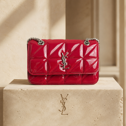 Yves Saint Laurent shiny bag – bold red