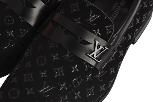 حذاء لوفر لويس فويتون