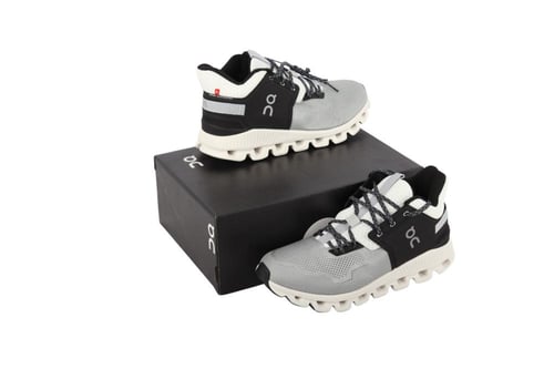 حذاء أون راننج كلاود