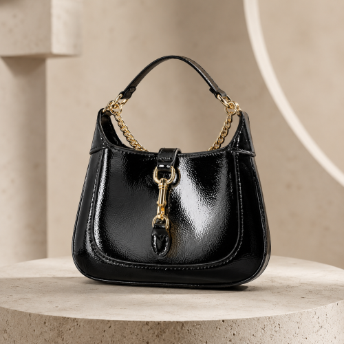 Small shiny Gucci bag – classic black