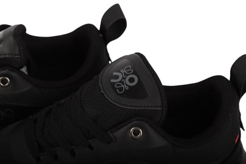 حذاء اون راننق X لويفي