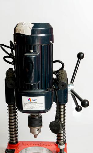 Pipe hole cutter drill for pipes AT-M114