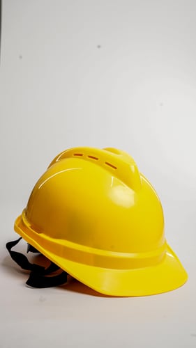 Girox helmet, yellow color