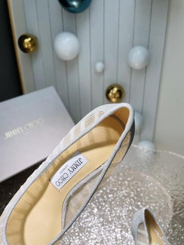 Jimmy choo