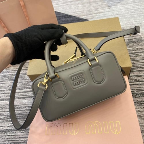 MIU MIU