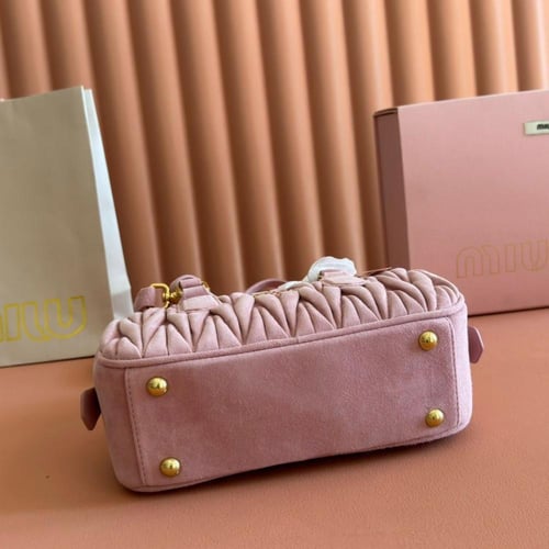MIU MIU