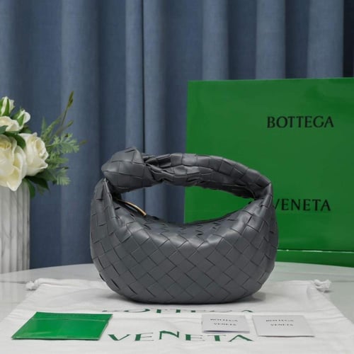 BOTTEGA
