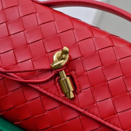 BOTTEGA