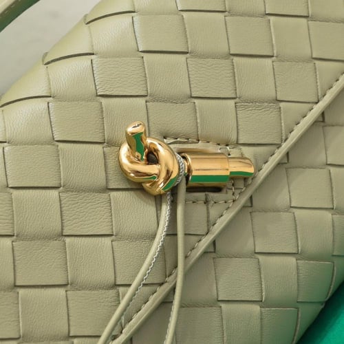 BOTTEGA