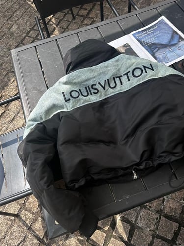 LOUIS VUITTON