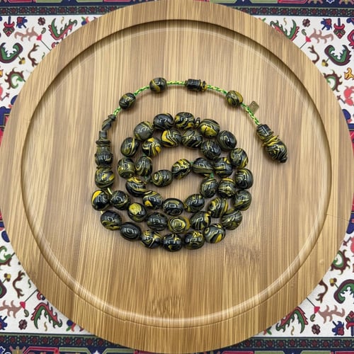 سبحة بكلايت – أخضر زيتي بتعريقات صفراء – خراطة أوس...