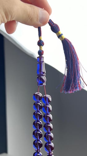 سبحة زعفراني كحلي فوّاح