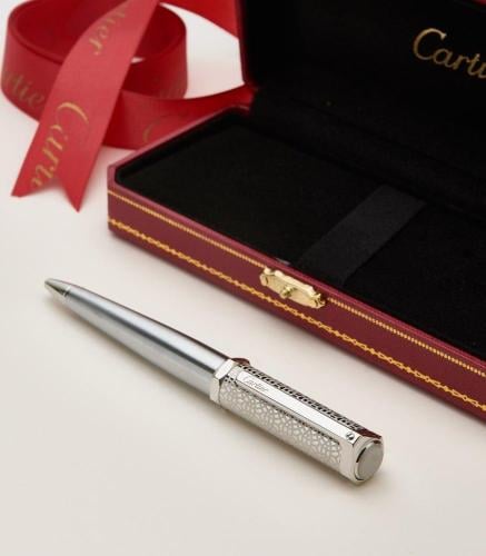 قلم رجالي سانتوس انيق متعدد الألوان