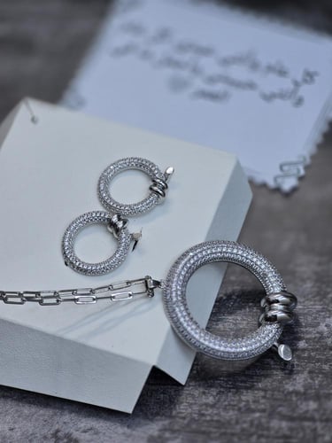 بوكس نسائي سهره طقم ساعة زركول مع اكسسوارات