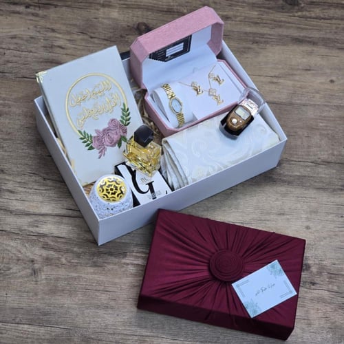 بوكس هديه نسائيه بسعر مميز