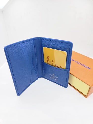 بوك لويس فيتون رجالي طبق الأصل