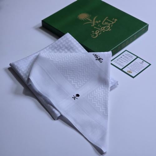 شماغ ملكي لون ابيض اصدار 2026