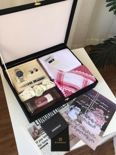 بوكس تنسيق هدايا رجاليه للعيد