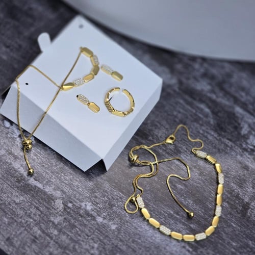 بوكس نسائي سهره طقم ساعة زركول مع اكسسوارات