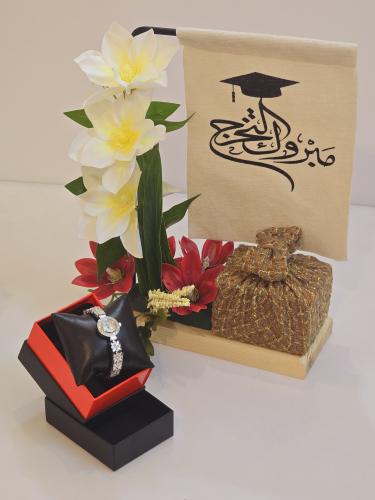 هدية تخرج فاخرة مع ساعة وضمان سنتين-بصمة هدية