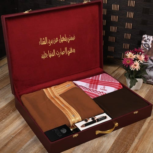 هدية ملكية مشلح وقماش مع شماغ وعطر وقلم | بصمة هدي...