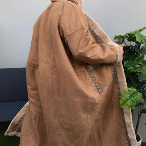 فروه نسائيه شتويه لون بيج من بصمة هدية