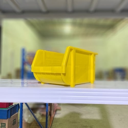 صندوق قطع غيار بلاستيك أصفر مقاس 3 - قابل للتكديس...