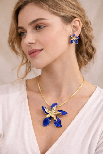 A luxurious set featuring a large blue flower desi...