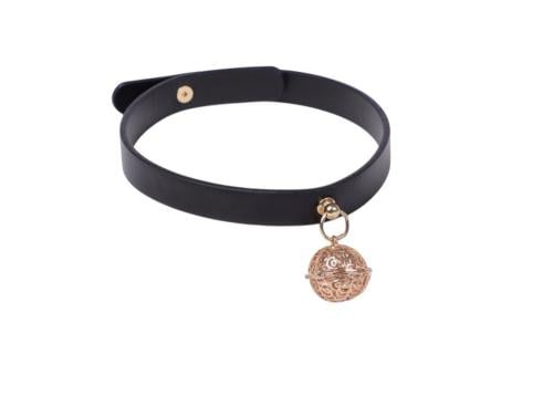 Lingerie neckband adorned with a decorative ball