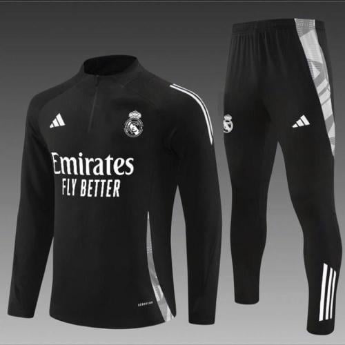 طقم ريال مدريد شتوي