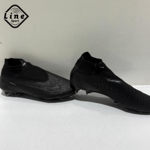 حذاء Nike Phantom (نايكي فانتوم) الأسود بالكامل