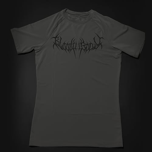 Bloody body " gray shirt