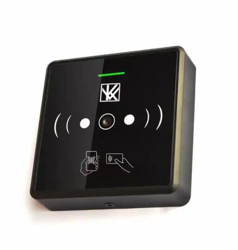 حماية دخول بالكيو آر كود