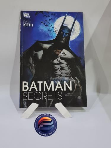 Batman: Secrets (TPB)