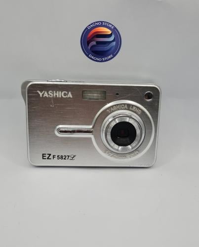 كاميرا رقمية Yashica