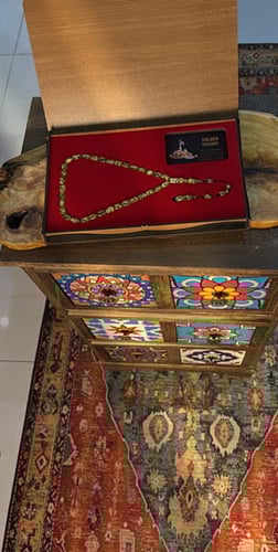 مسباح العنبر بورق الذهب