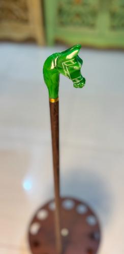 عصا الخيل لون اخضر