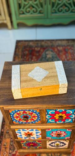 صندوق مربع وسط 2