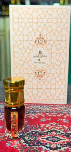 مخلط ادهان المربعانية الثقيله بيور ( ربع تولة )