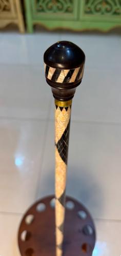 عصا الصدف الطبيعي وتراب الكهرمان 2