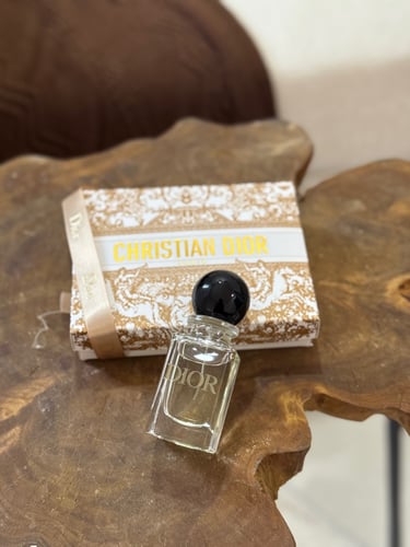 عطر مس ديور معباه مع البوكس ٣٠ مل