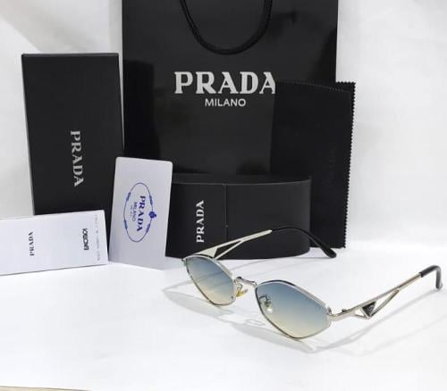 نظارة Prada شمسية سداسية بعدسات زرقاء متدرجة