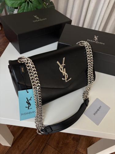 حقيبة YSL الأنيقة: لمسة من الفخامة والتميز