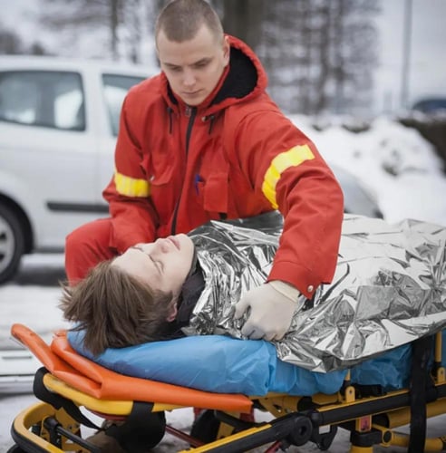 بطانية الطوارئ