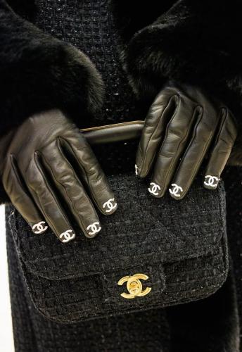Chanel glove
