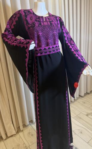 Jordanian thobe
