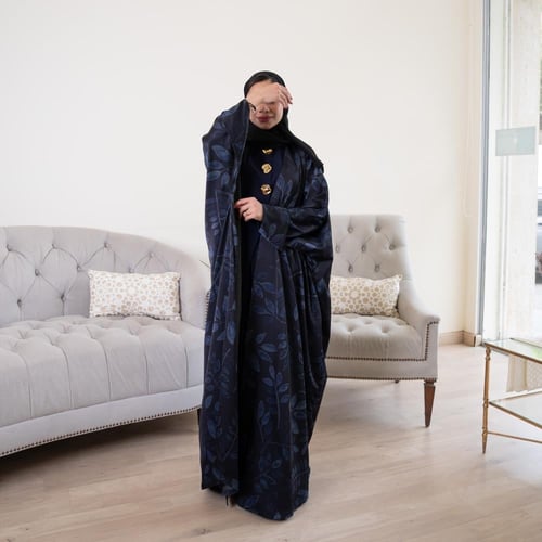 عباية صيفية من قماش الحرير البارد مع شيلة